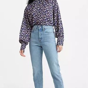 Levi’s Wedgie Fit Ankle Jeans